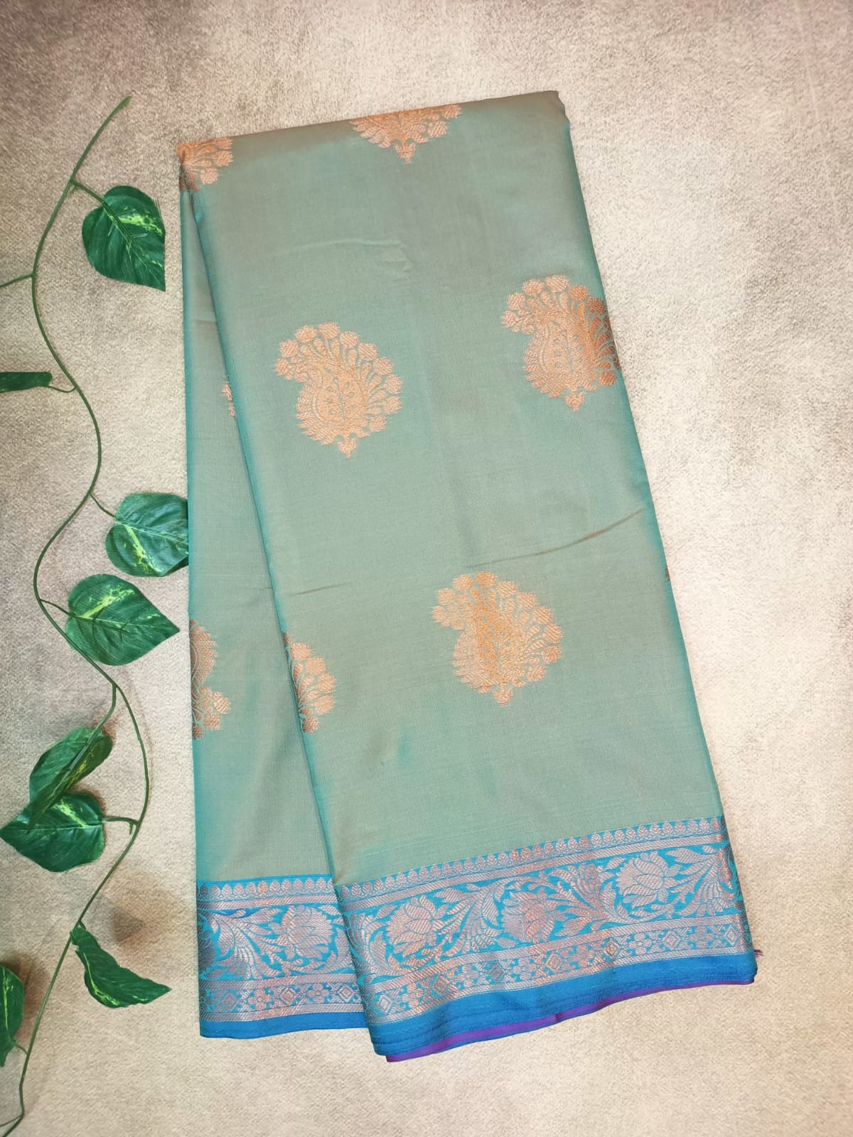 Banarasi Mashroo Butti Silk Saree