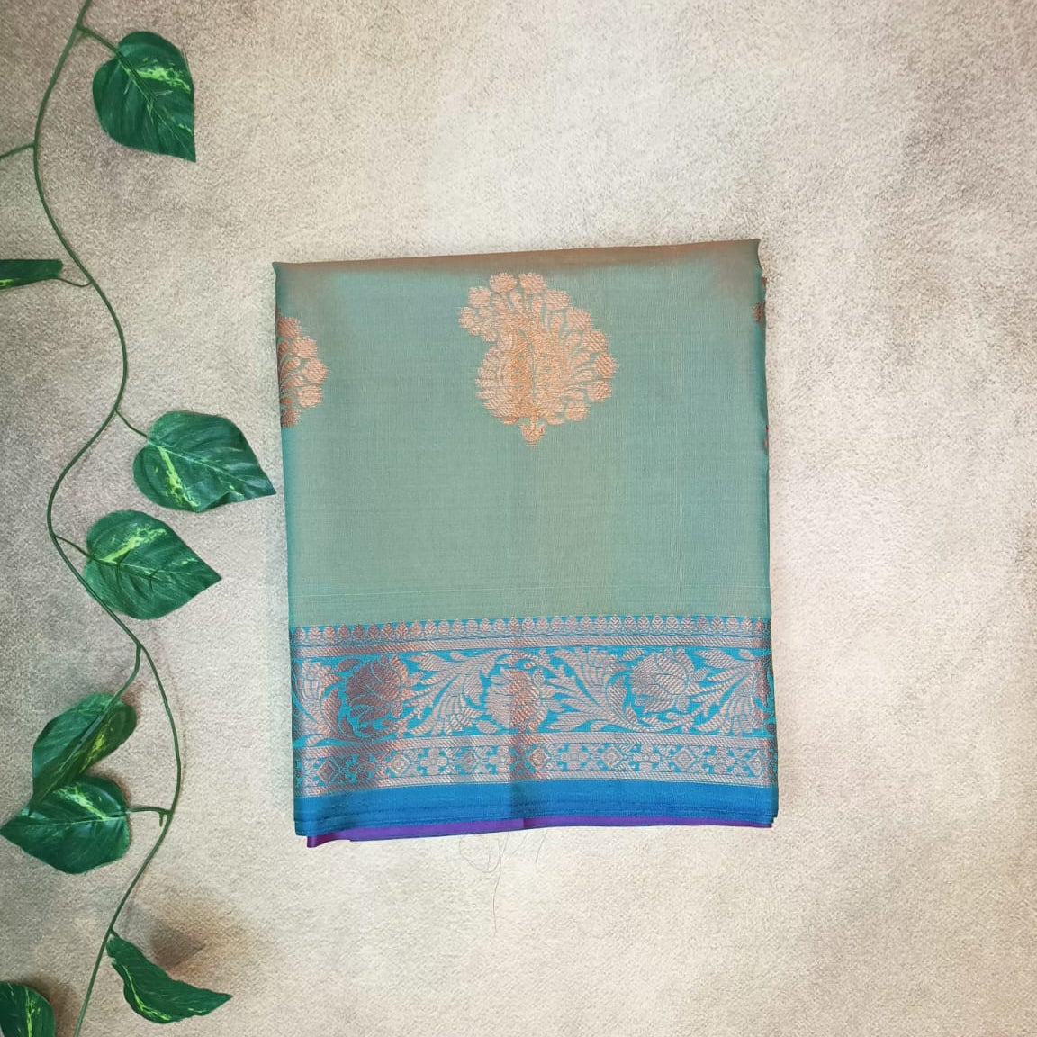 Banarasi Mashroo Butti Silk Saree