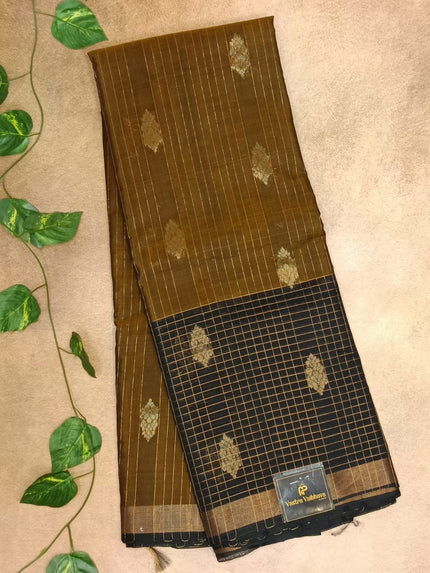 Elegant pure cotton  Silk Saree with Gold Motifs