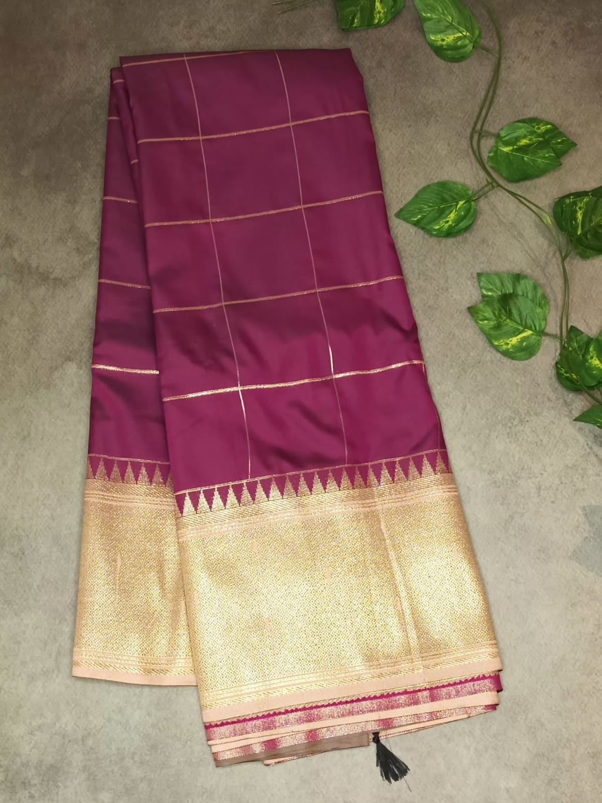 Semi Crepe Premium Quality Vintage Style Saree - RANI PINK