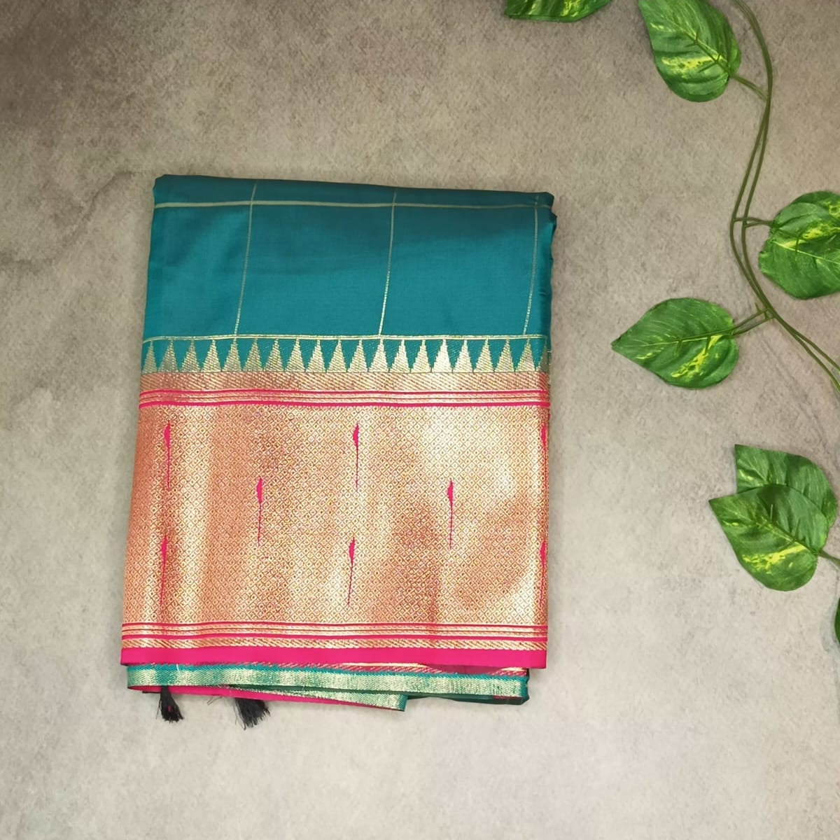 Semi Crepe Premium Quality Vintage Style Saree - TEAL BLUE