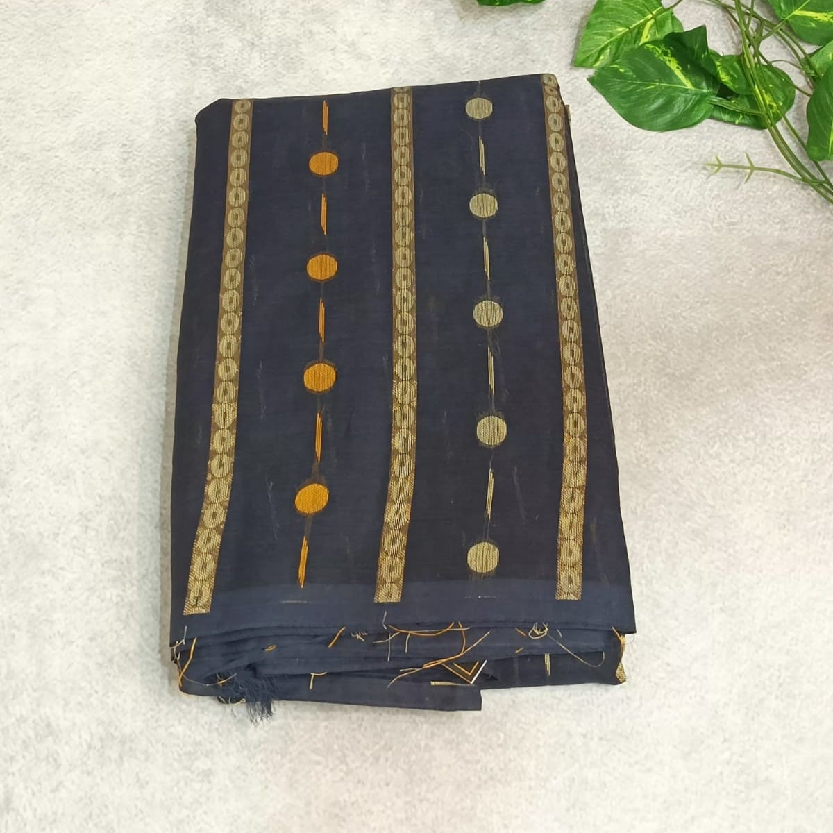 Pure Cotton 80/80 Counts Dot Pattern Saree