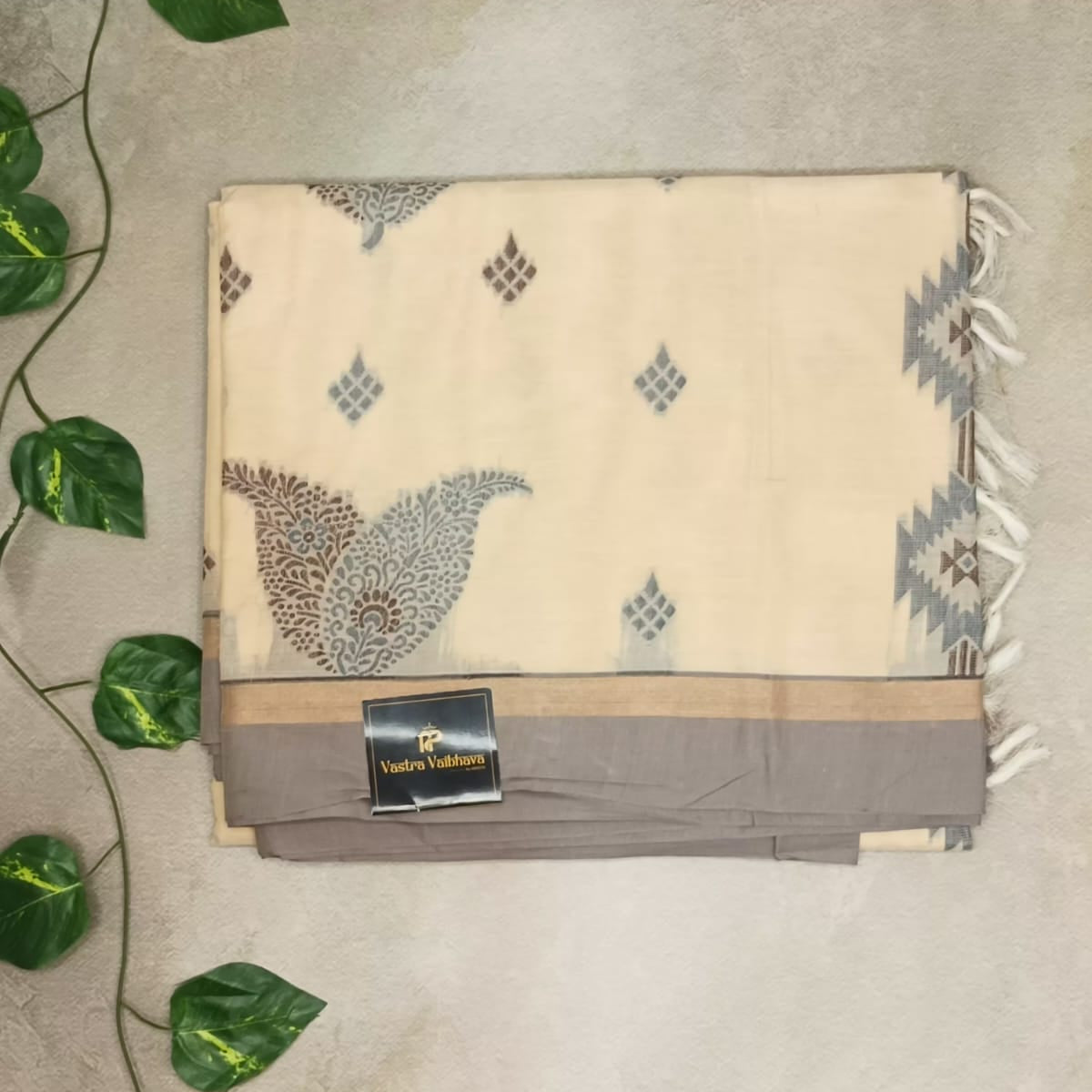 Pure Cotton 2 Leaves Pattern Saree  80/80