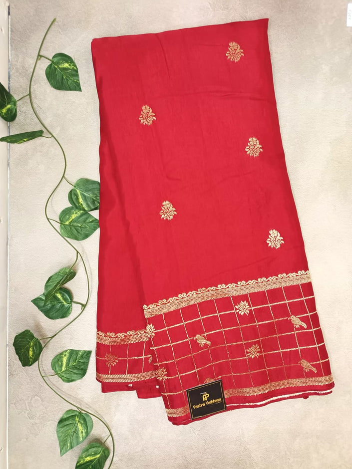 Premium Viscose Jhumka Saree- Red