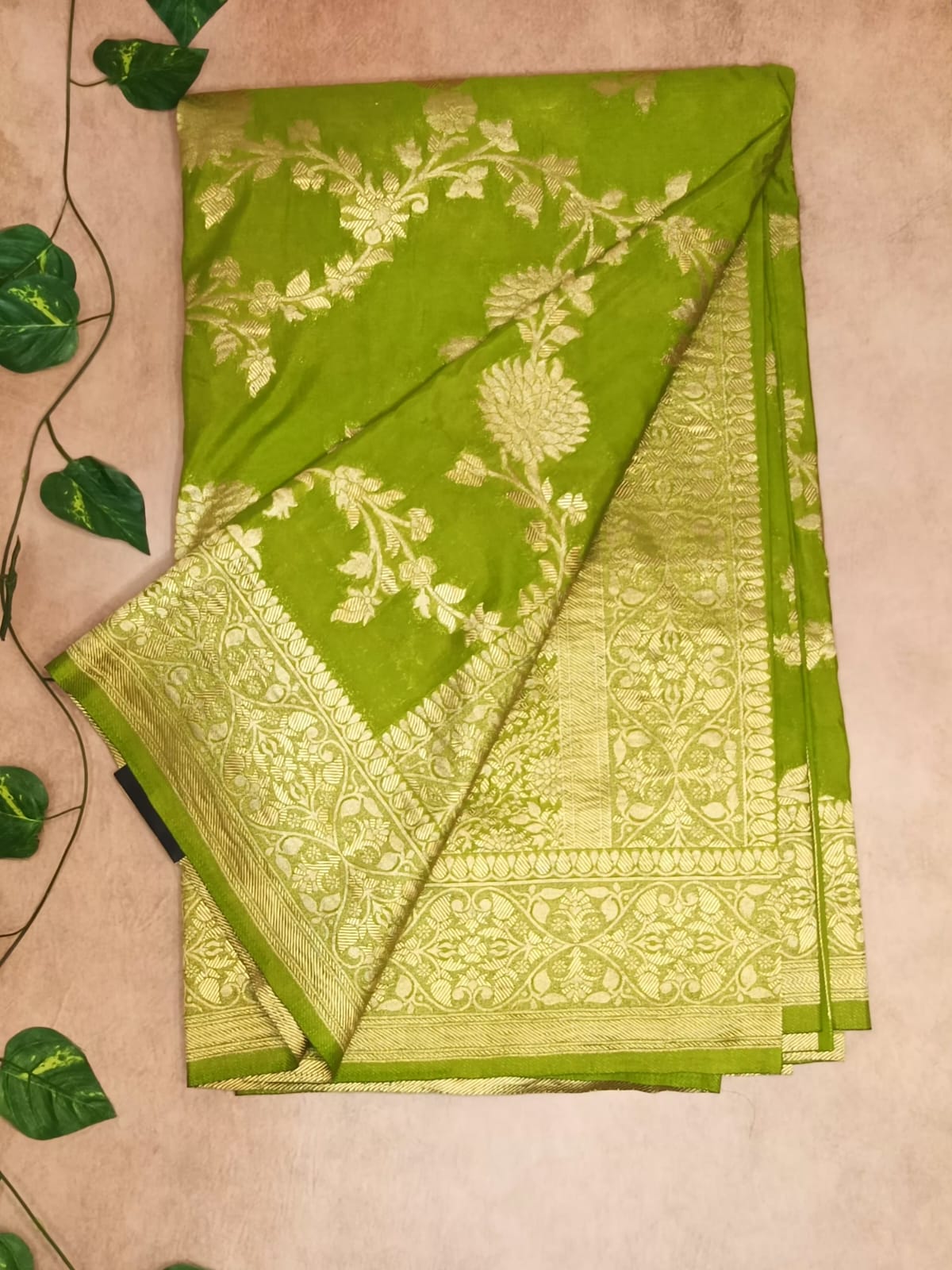 Semi Khaddi Georgette Saree