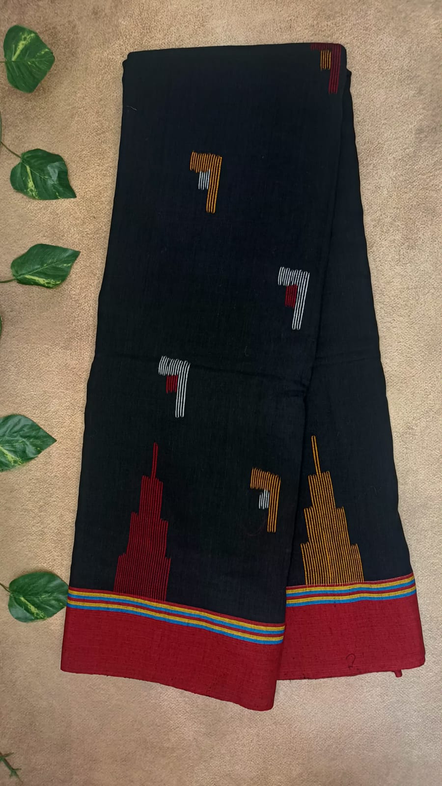 Soft Cotton Saree with Minimal Motifs & Tassels