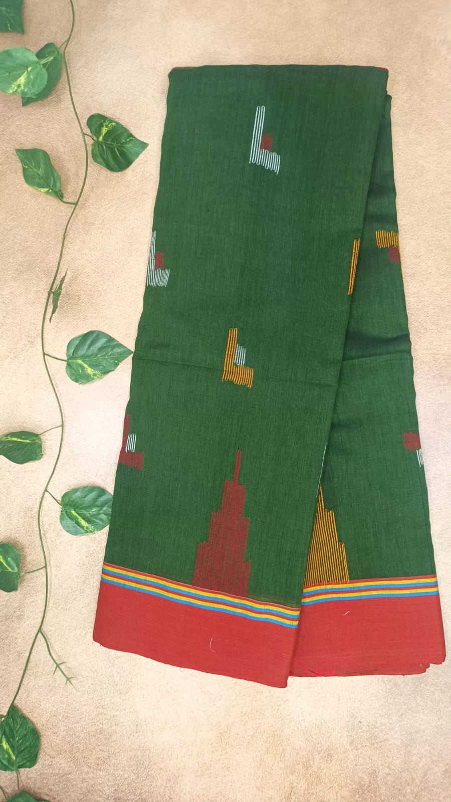 Soft Cotton Saree with Minimal Motifs & Tassels