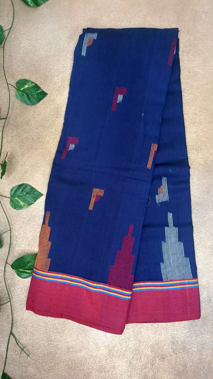 Soft Cotton Saree with Minimal Motifs & Tassels