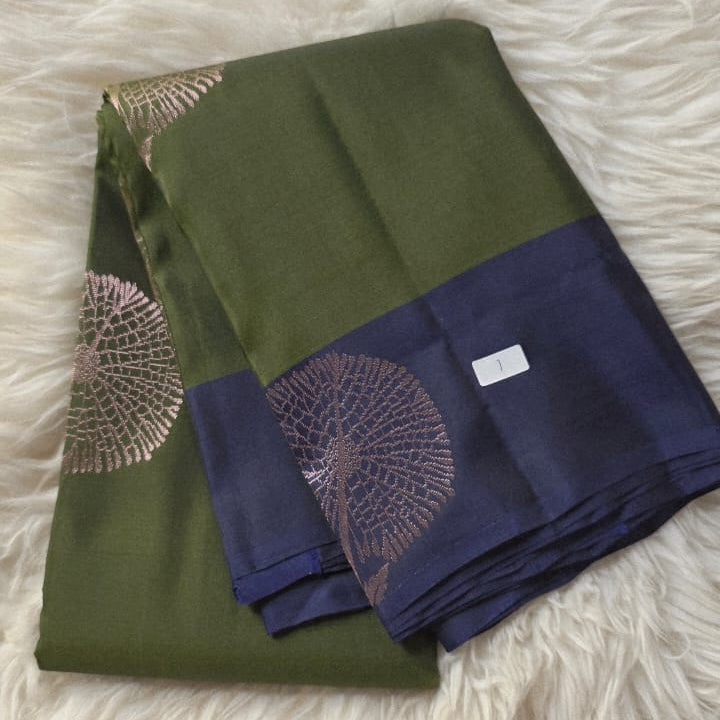 Pure Kanchipuram Soft Silk Saree – Olive Green With Navy Blue