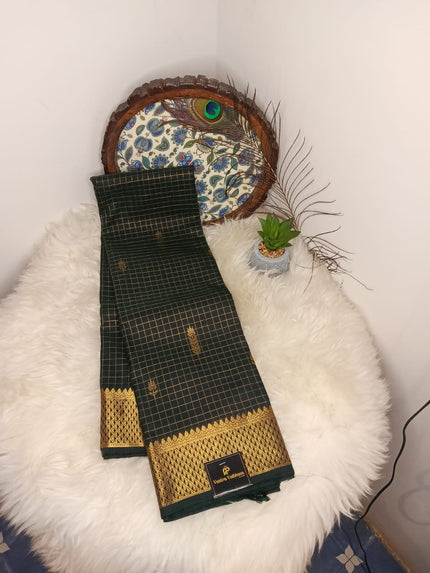 Pure Kanchipuram Silk Saree-Checks
