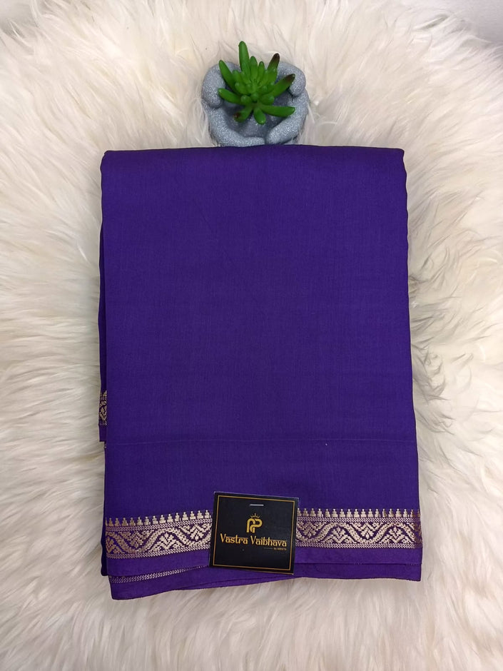 Mul Cotton Saree with Small Zari Border