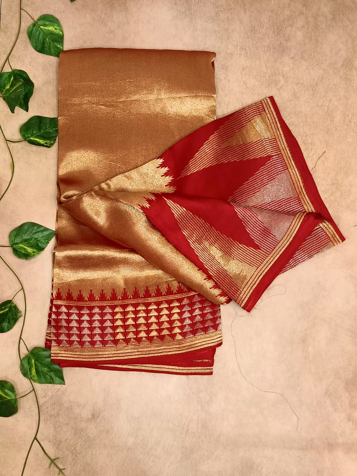 Pure Tissue Temple Border Saree – Traditional Radiance