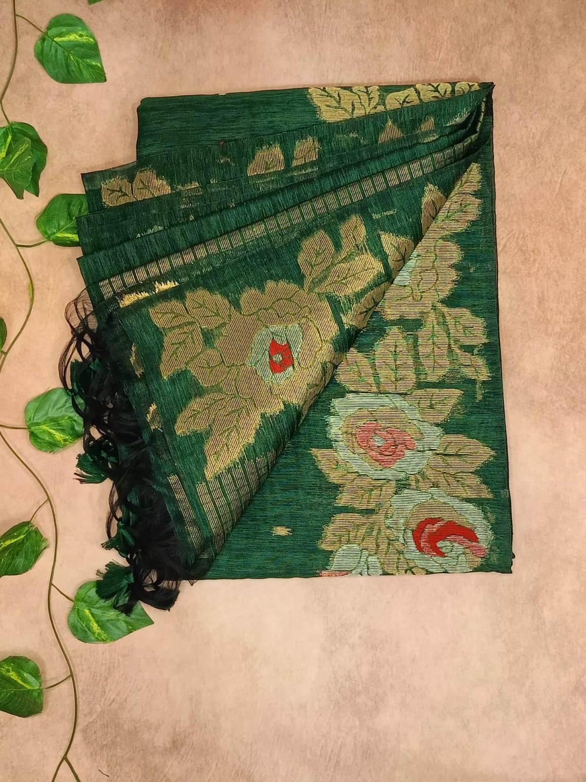 Pure Linen Saree – Elegant Floral Weave Collection