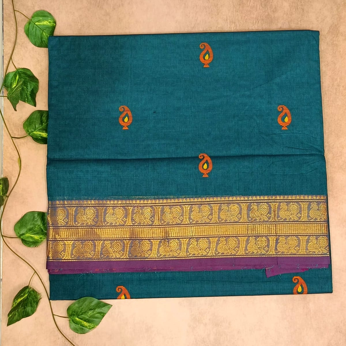 Premium Cotton Saree – Traditional Butta Collection