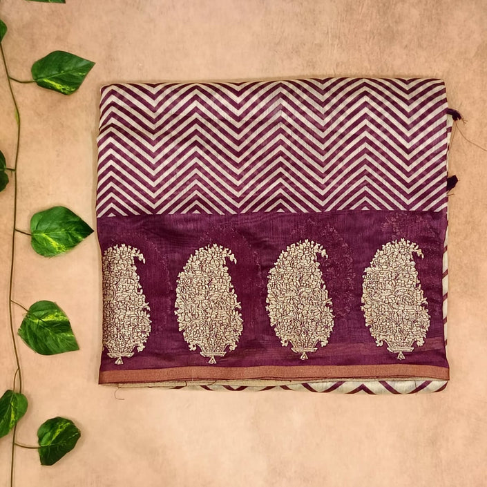 Soft Tissue Saree – Elegant & Trendy Look