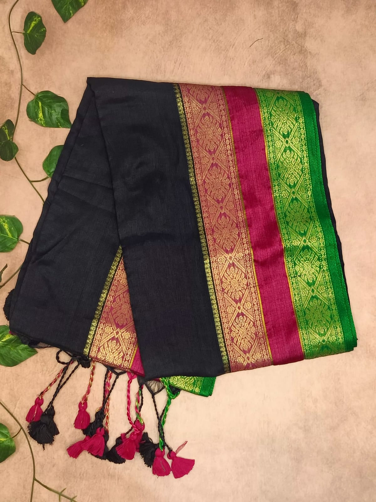 Cotton Saree with Elegant Nakshi Border