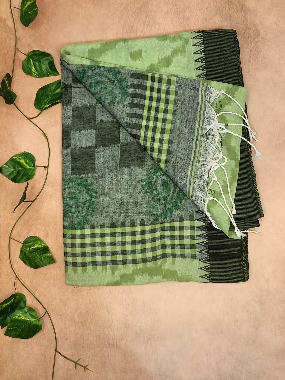 Gadwal Soft Silk Saree – Traditional Ikat Elegance