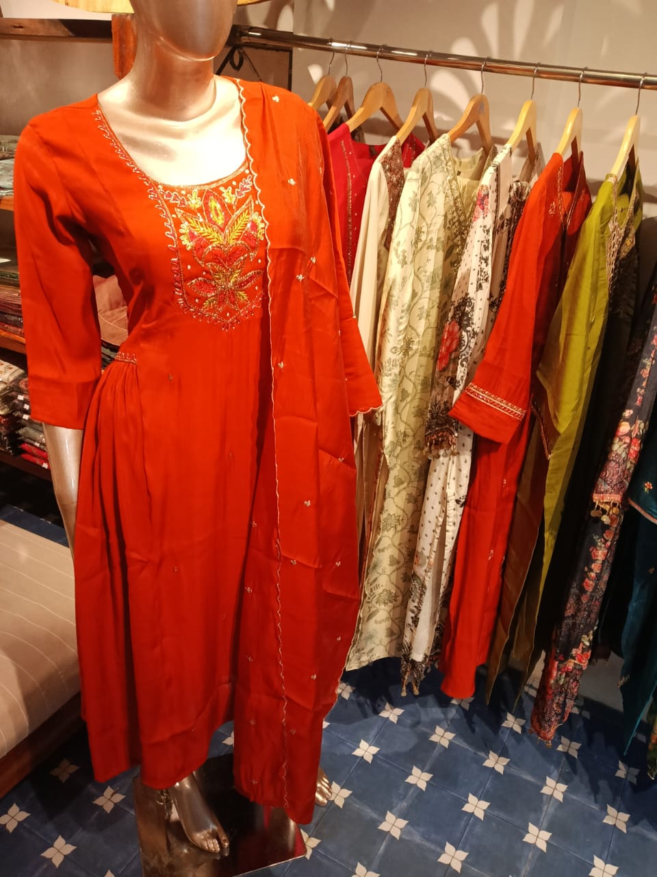 MUL CHANDARI HANDLOOM WORK RED COLLOUR  3PCS SET