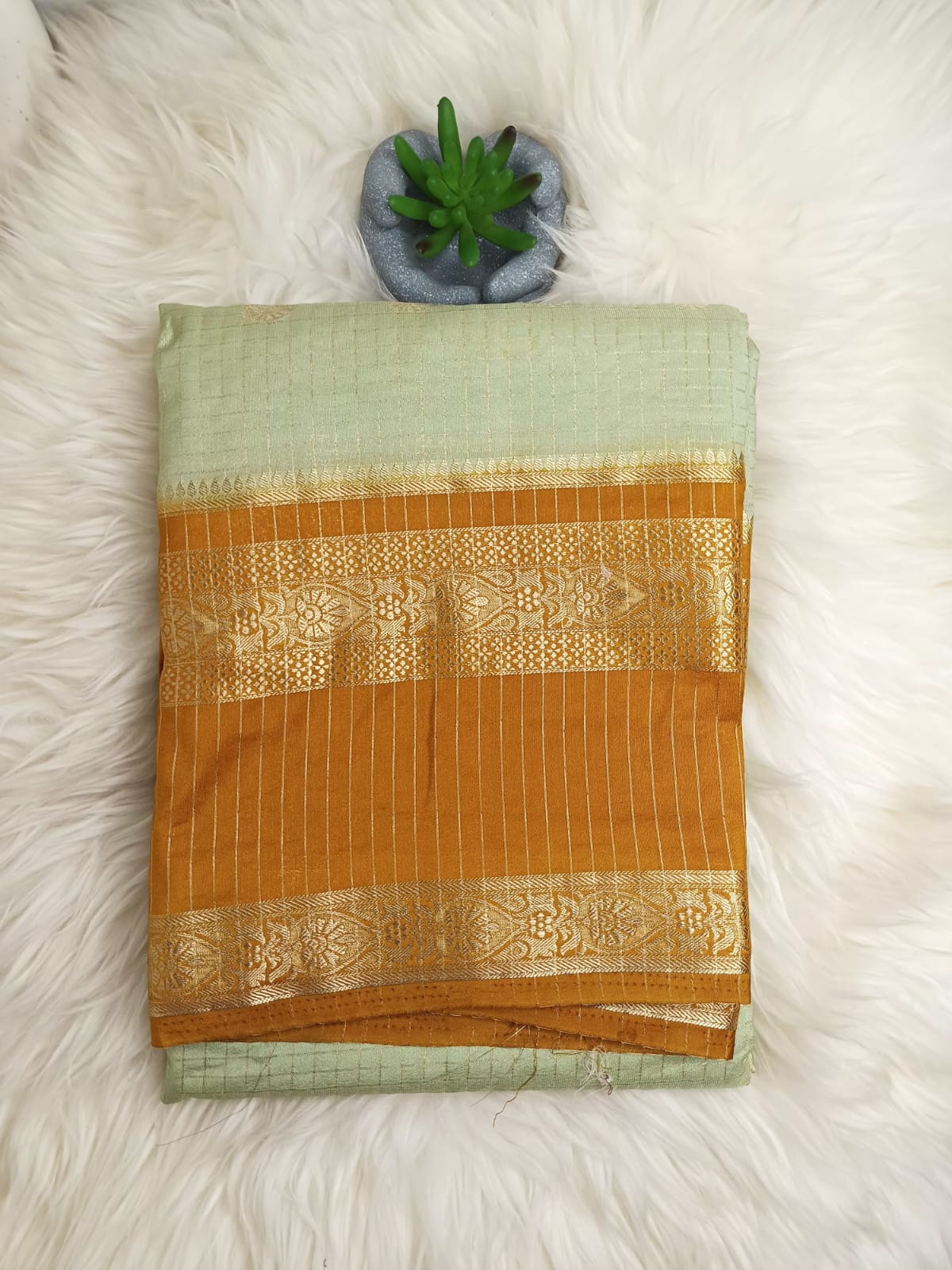 Georgette Checks Pattern Saree