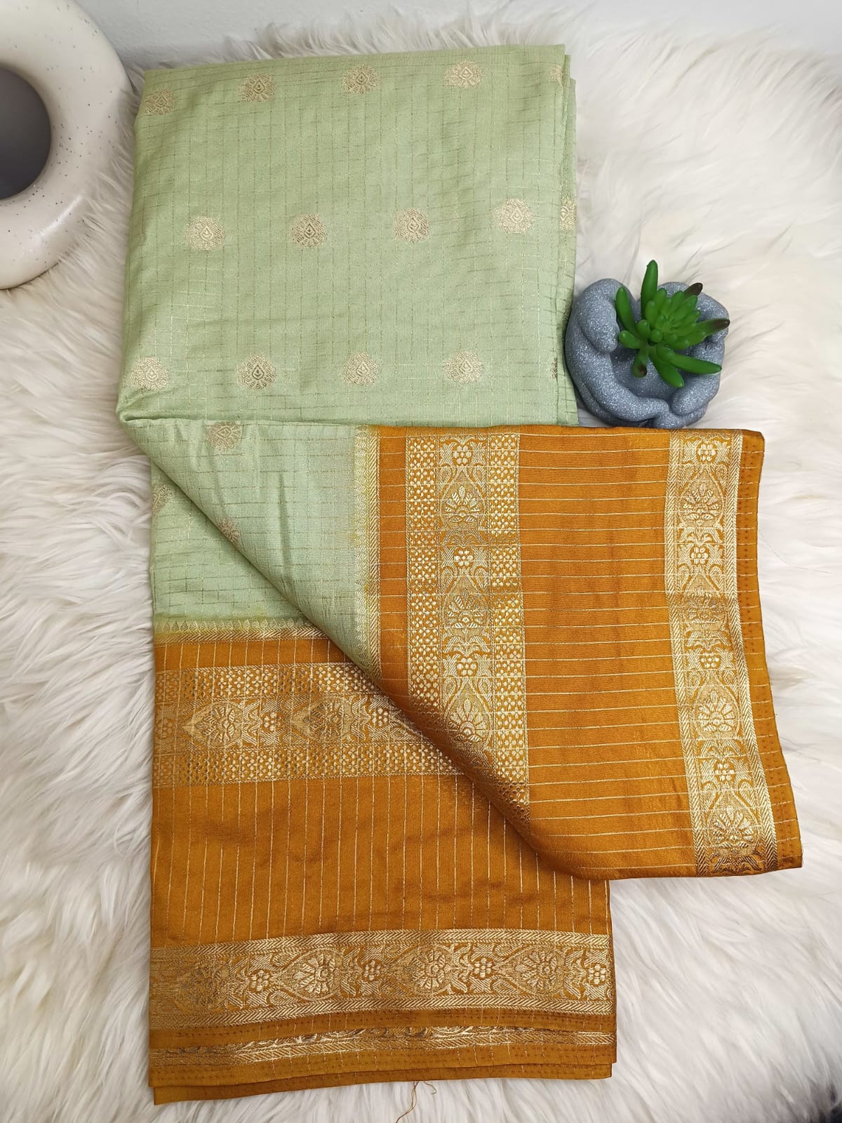 Georgette Checks Pattern Saree