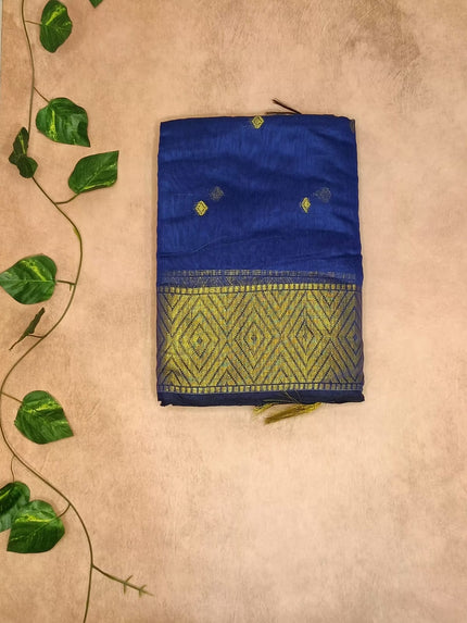 Elegant Maheshwari Cotton Saree with Zari Border