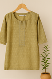 AVAASA CREAM  KURTA