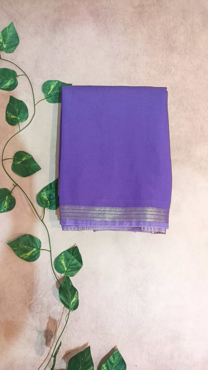 Mul Cotton Saree with Small Zari Border